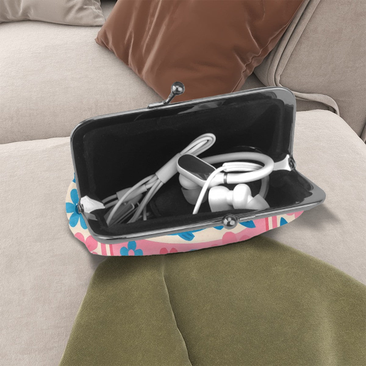 Nautical Tinned Fish Sardine Pink Baby Blue Women’s Leather Kiss Lock Coin Purse - 4.5’’x4.1’’ - Wallet