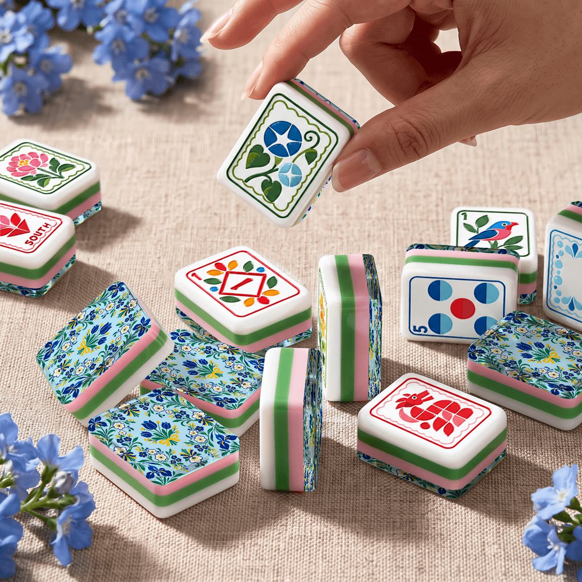 Garden Bell Scandinavian Modern Folk American Mahjong Tiles  4 Layer And Carry Case