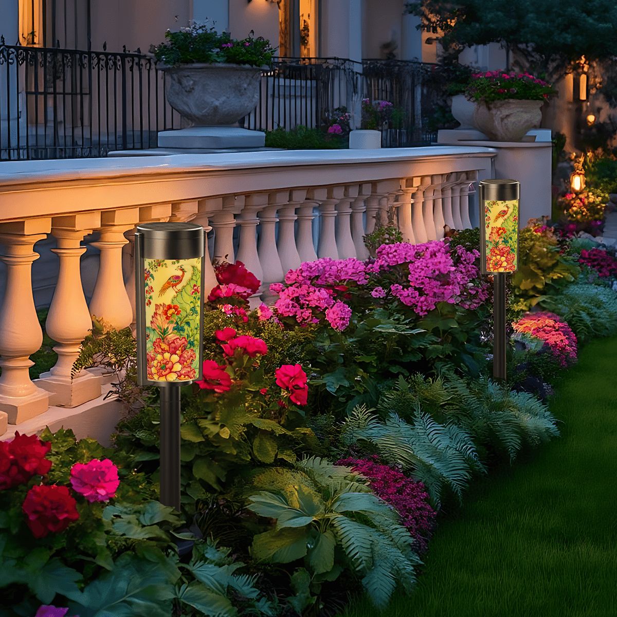 Asian Garden Tobacco Leaf Chinoiserie Outdoor Solar Lights - Splash of Color Co.