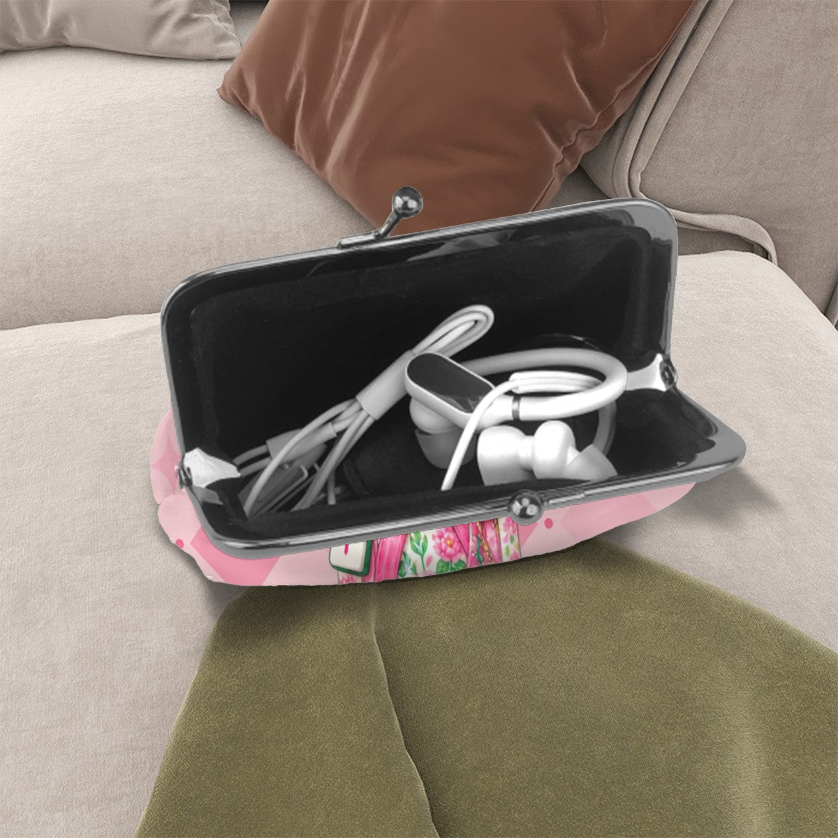 Mahjie The Mahjong Mascot Shopaholic Women's Leather Kiss Lock Coin Purse - Splash Of Mahj And Color Co.