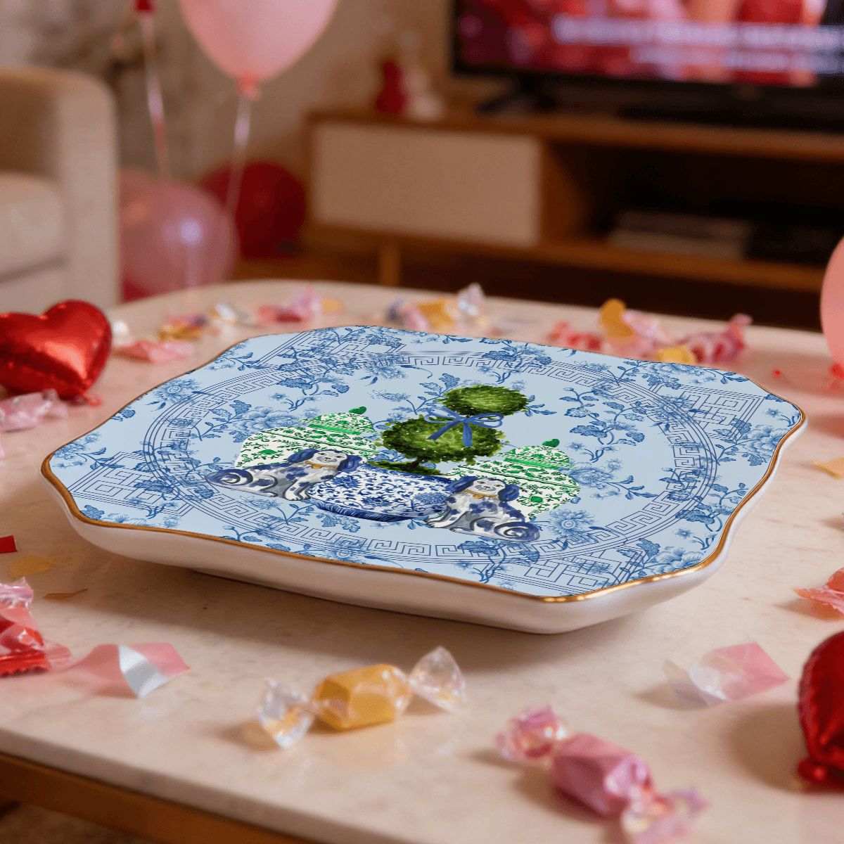 Staffordshire Chinoiserie Dogs Blue And Green Scalloped Ceramic Mahjong Dice Tray