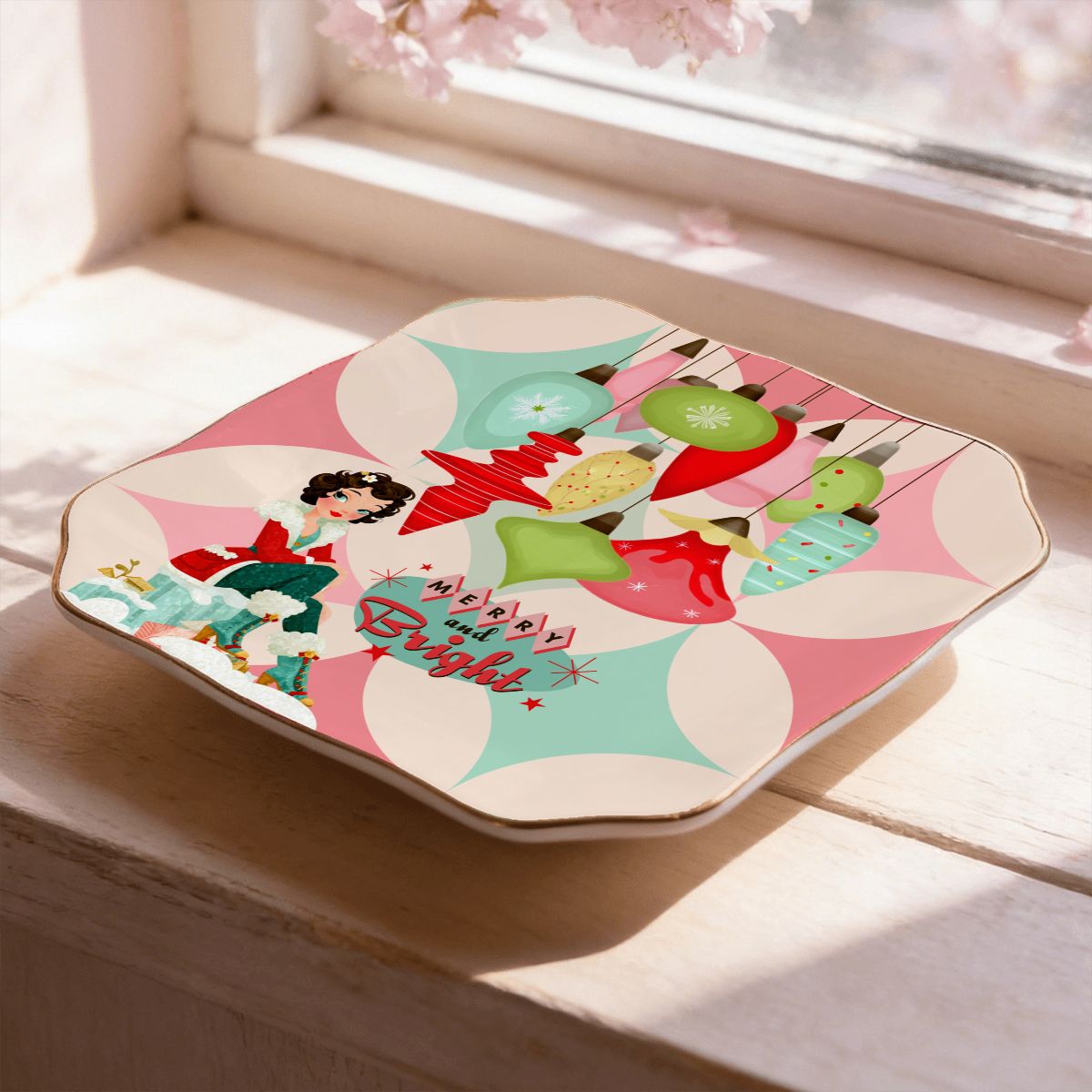 Mod Berry And Bright Christmas Scalloped Ceramic Mahjong Dice Tray