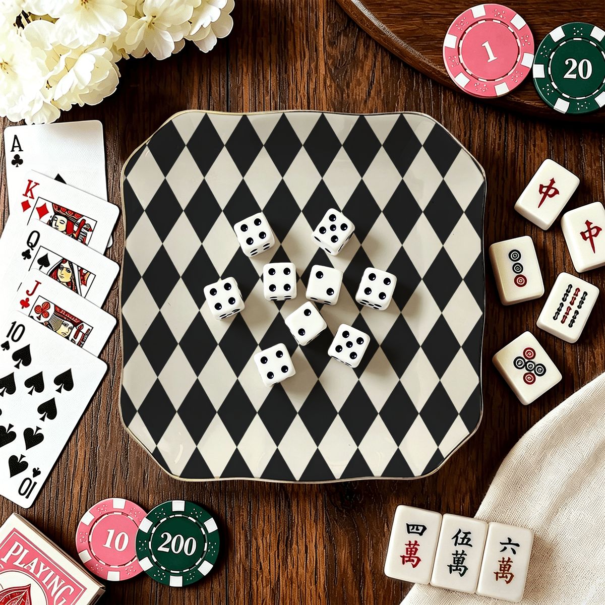 Black Harlequin Scalloped Ceramic Mahjong Dice Tray