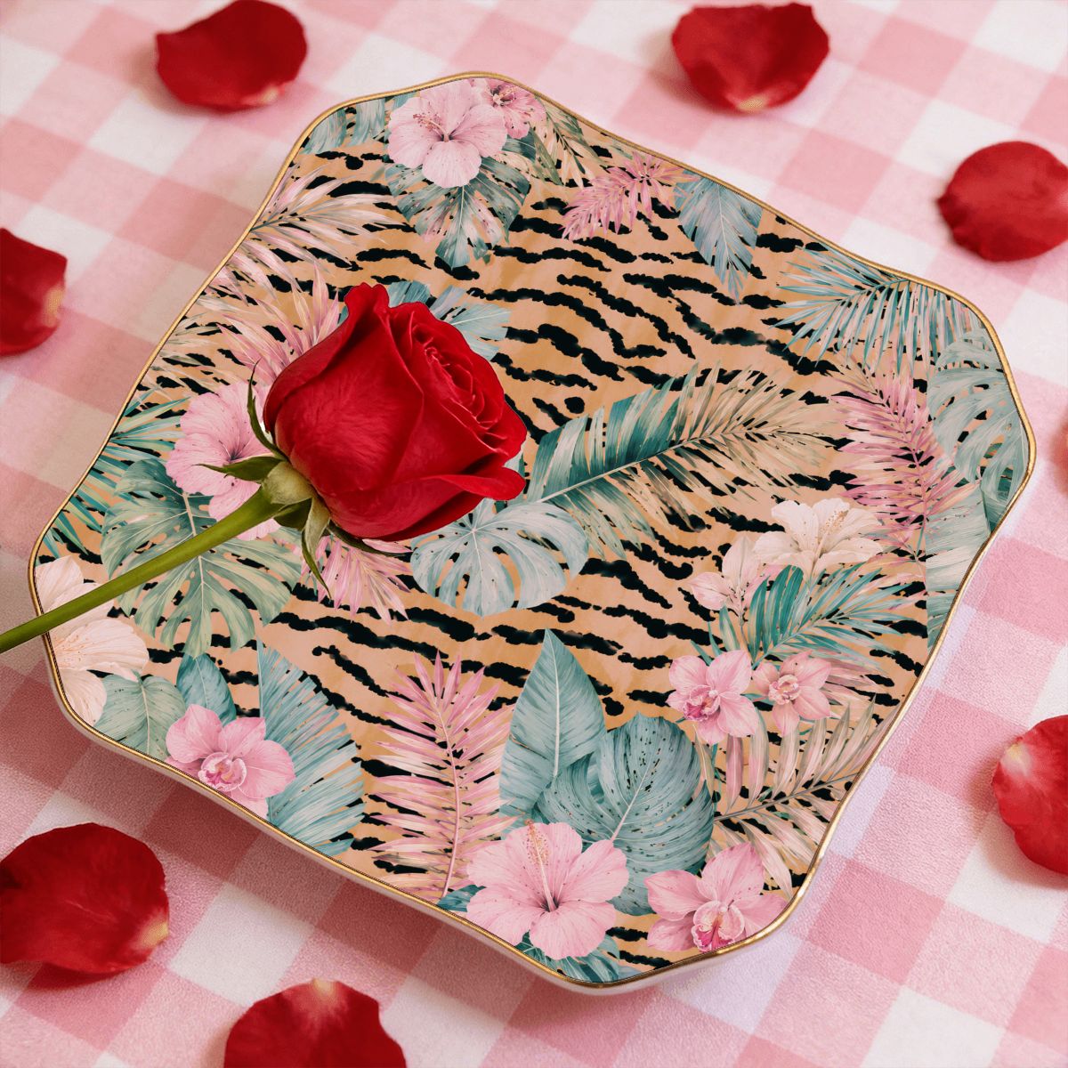 Tropical Jungle Tiger'es Scalloped Ceramic Mahjong Dice Tray - Splash Of Mahj And Color Co.