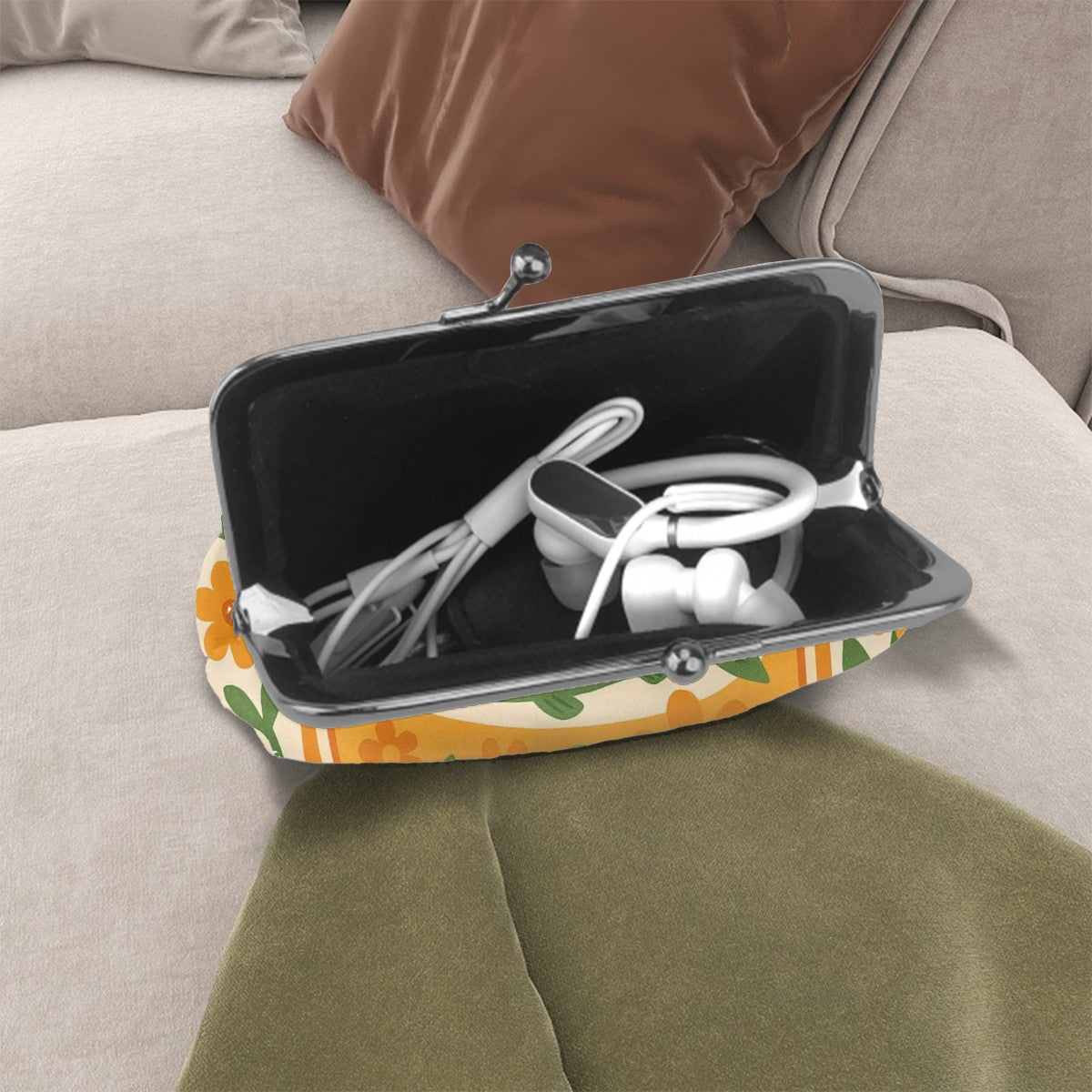 Quirky Cute Sardine Tinned Fish Orange Green Floral Women’s Leather Kiss Lock Coin Purse - 4.5’’x4.1’’ - Wallet